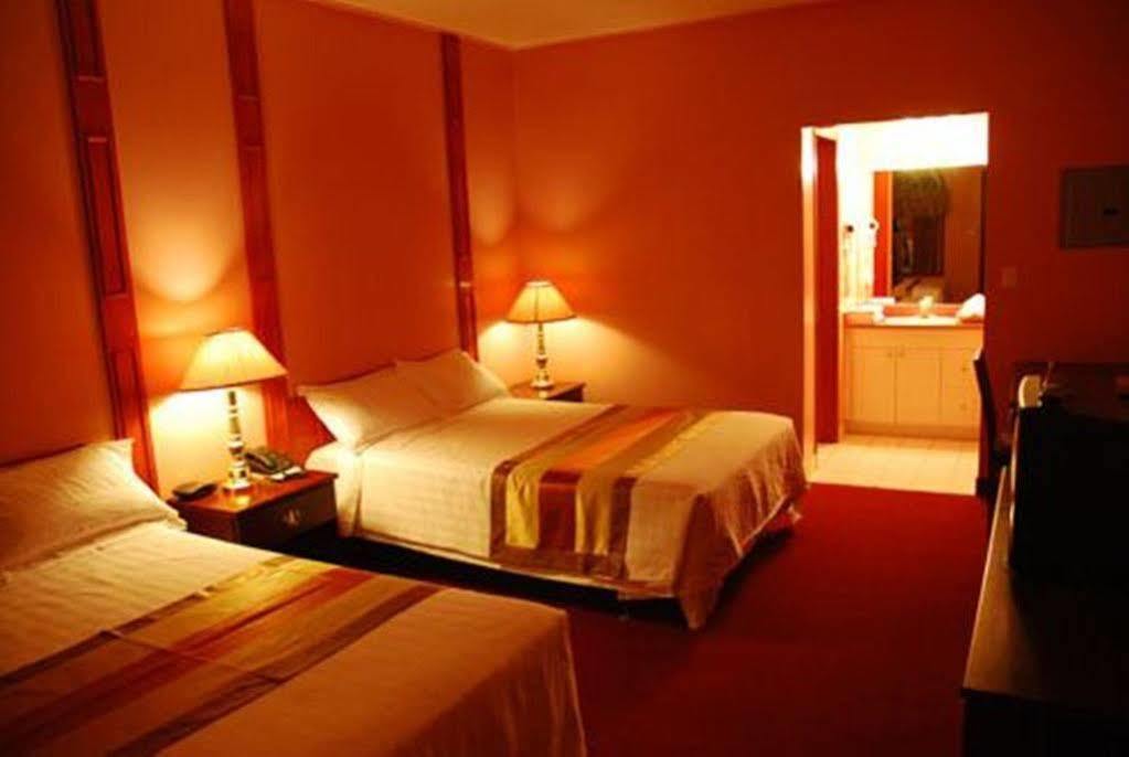 Grewals Inn And Suites Ниагарски водопад Екстериор снимка
