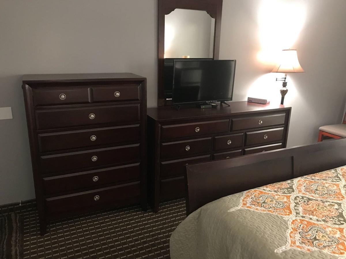 Grewals Inn And Suites Ниагарски водопад Екстериор снимка